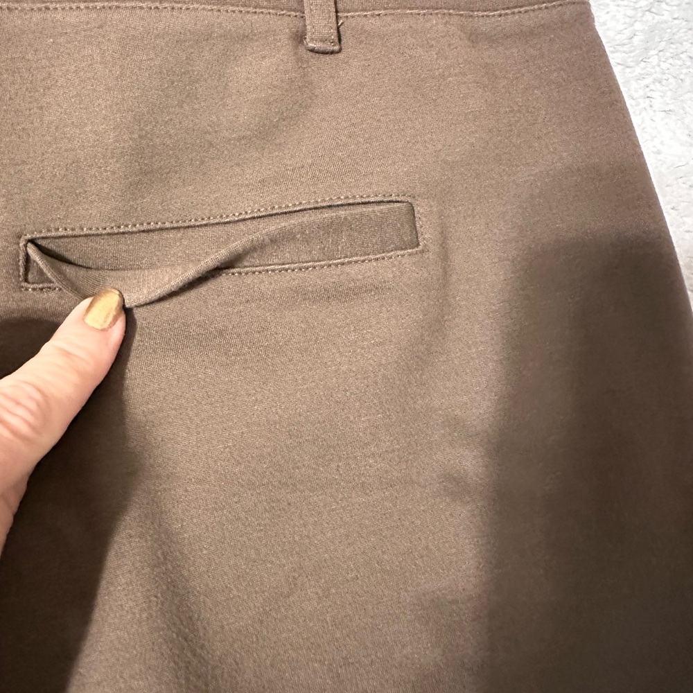 Betabrand DPYP Brown Capris - Picture 4 of 4